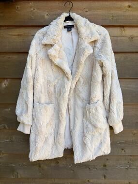 Joan Vass white faux fur long sleeve jacket